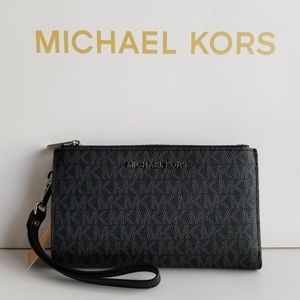 New Michael Kors Adele Wallet/Wristlet
